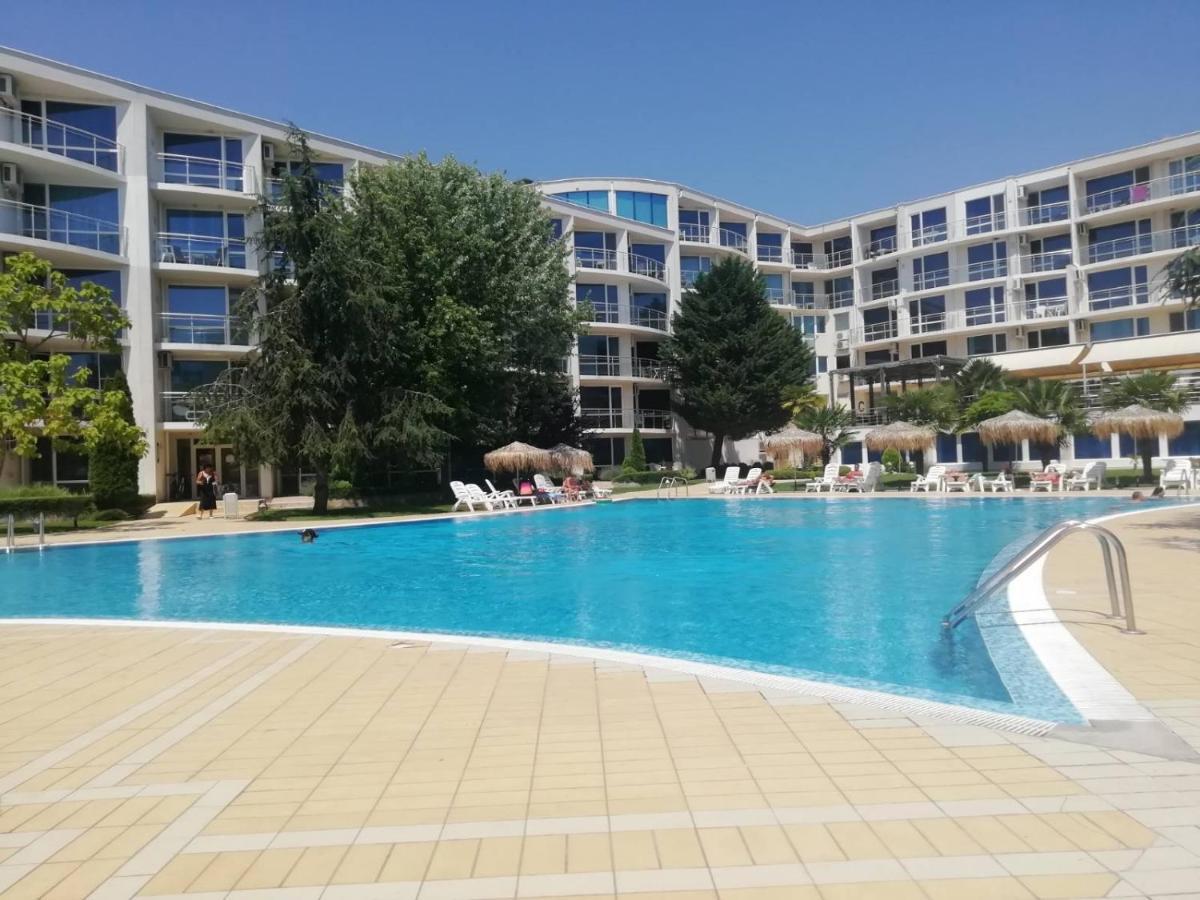 Atlantis Resort D111 Апартамент Μπουργκάς Εξωτερικό φωτογραφία